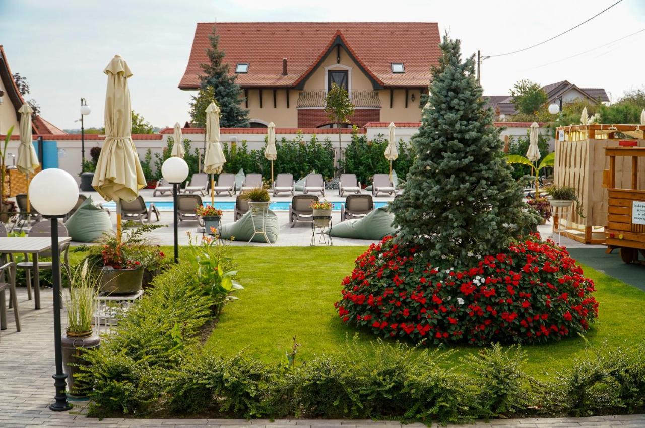 Paleus Resort Exterior photo